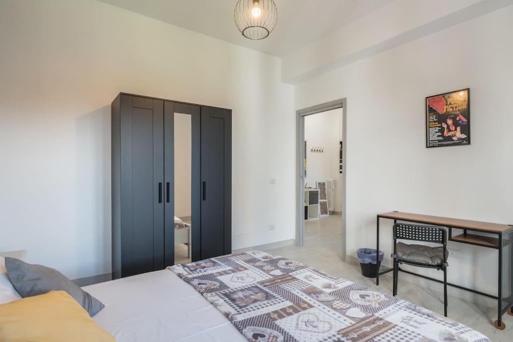 Appartement Cinema House In Cinecitta Rome